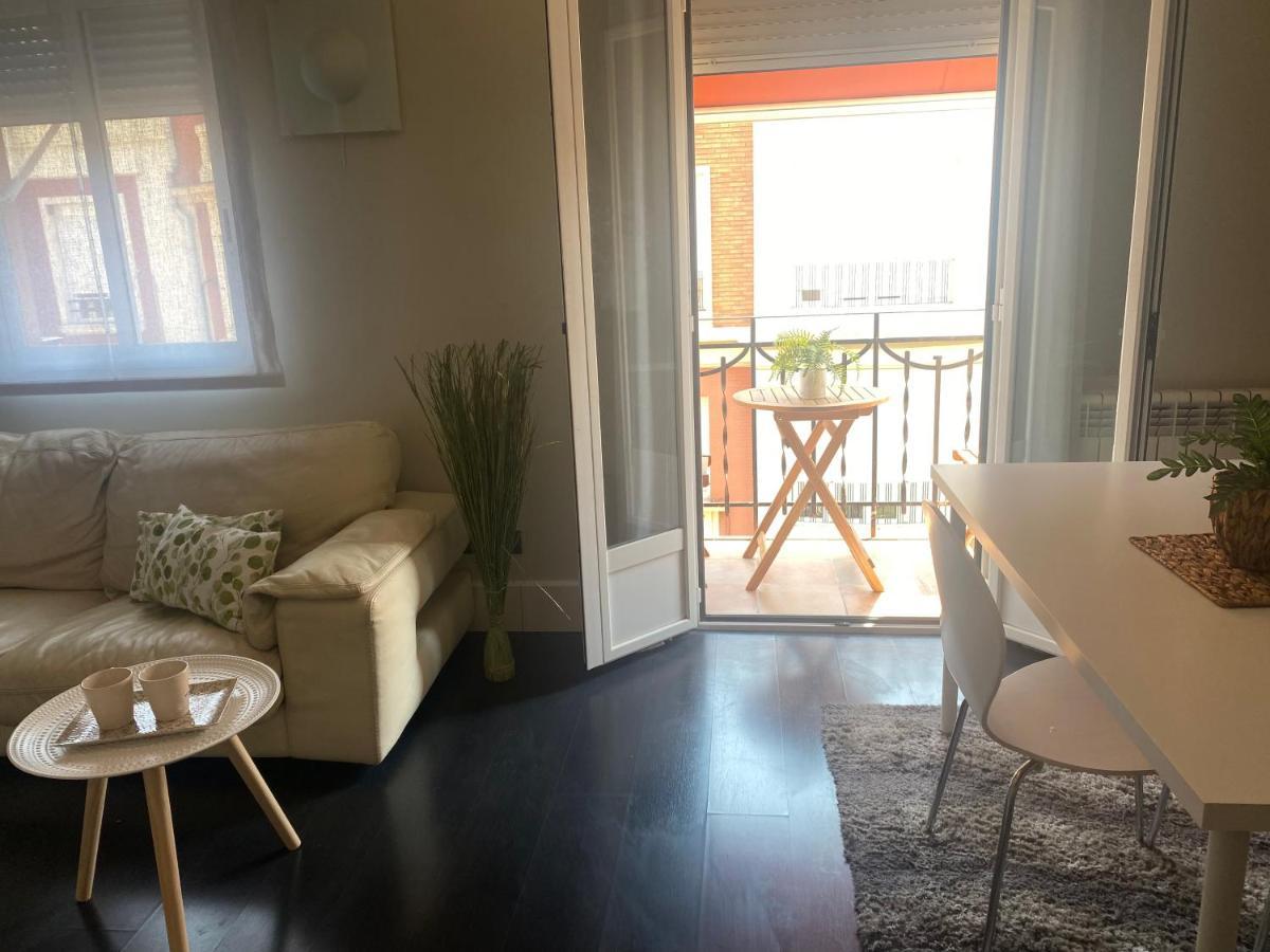 Apartamentos Logrono Centro, Tic Tac, Wifi Bagian luar foto