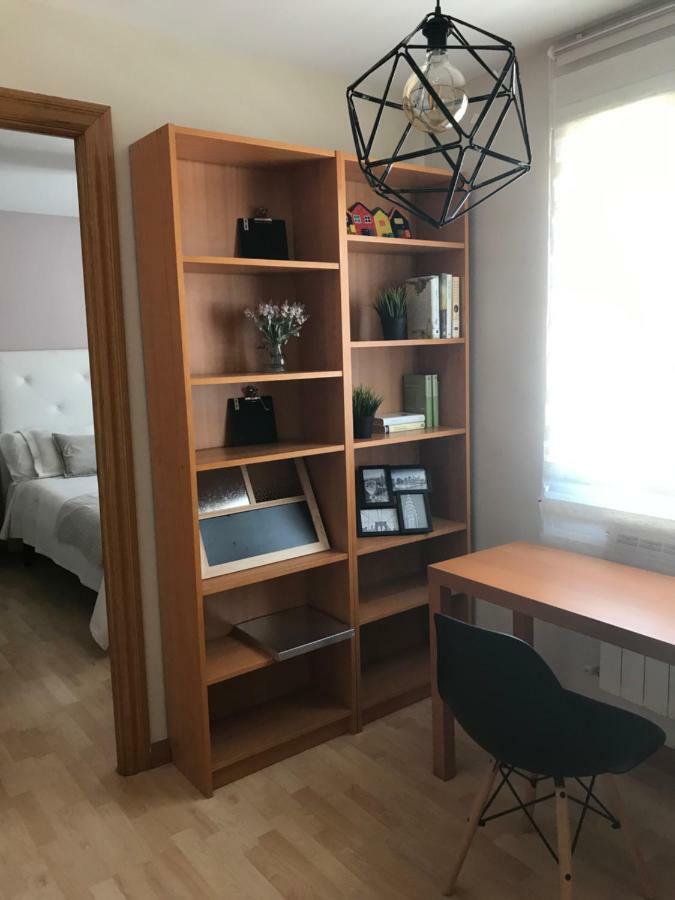 Apartamentos Logrono Centro, Tic Tac, Wifi Bagian luar foto